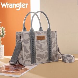 Wrangler Camouflage Tote in Gray and Cream